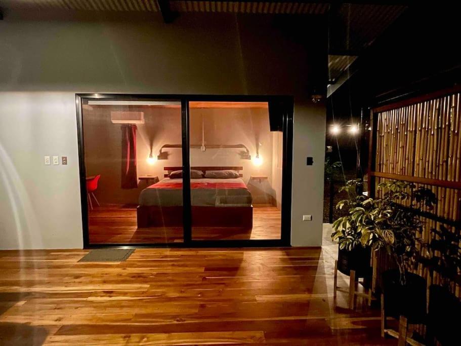 Industrial Studio With Private Jacuzzi Uvita Buitenkant foto